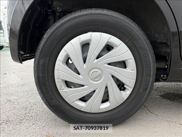 Nissan MOCO 2015-11 8830458-9