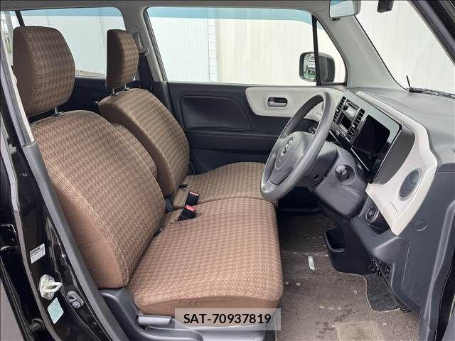 Nissan MOCO 2015-11 8830458-19