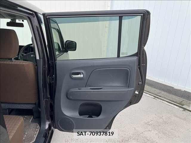 Nissan MOCO 2015-11 8830458-22