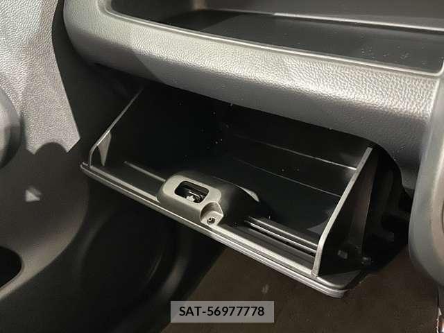 Nissan MOCO 2011-06 8849951-16