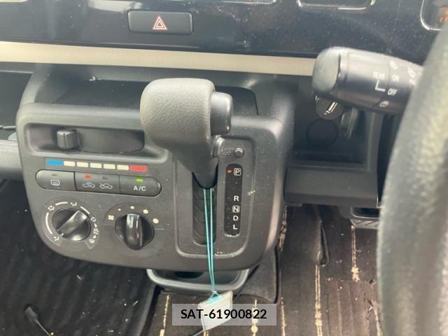 Nissan MOCO 2013-03 8849957-19