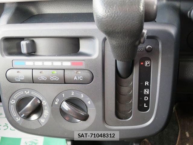 Nissan MOCO 2015-02 4596994-15