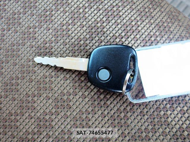 Nissan MOCO 2012-03 6691115-19