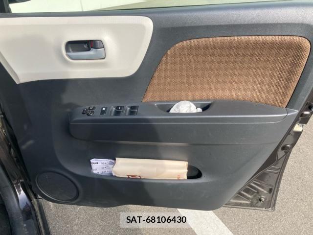 Nissan MOCO 2011-08 7059688-13