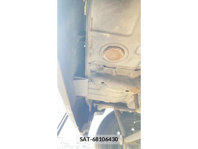Nissan MOCO 2011-08 7059688-26