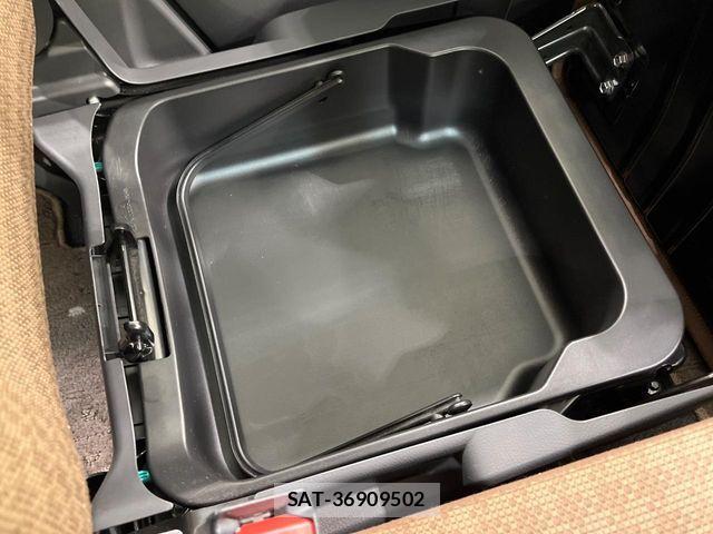 Nissan MOCO 2011-11 7272384-6
