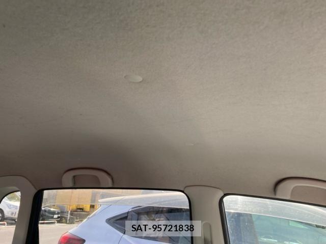 Nissan MOCO 2003-05 7358835-15