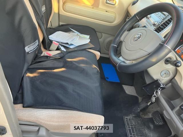 Nissan MOCO 2006-03 7455941-16