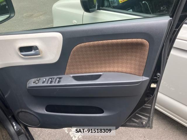 Nissan MOCO 2012-01 7618274-15
