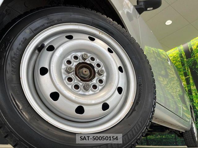 Nissan MOCO 2007-02 7618275-12