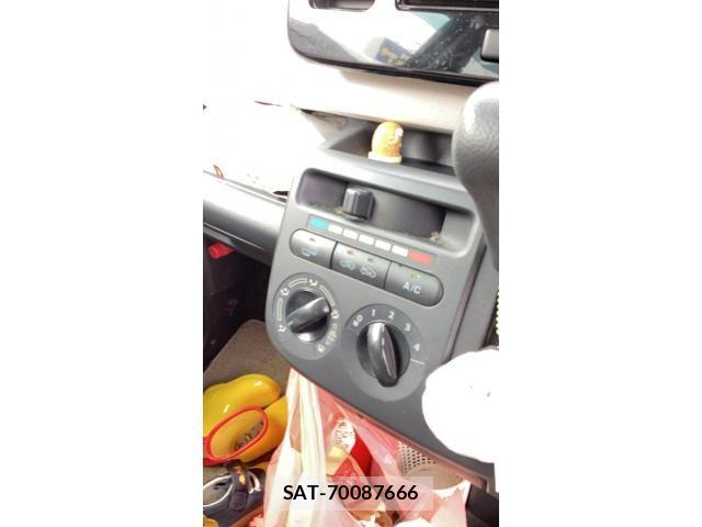 Nissan MOCO 2014-01 8100547-12