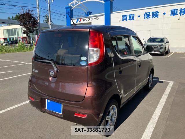 Nissan MOCO 2006-02 8158836-5