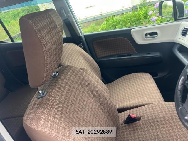 Nissan MOCO 2014-10 8230916-15