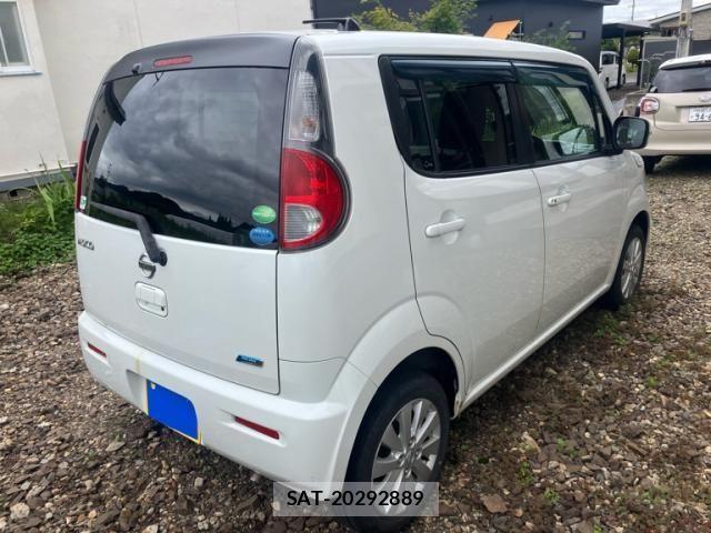 Nissan MOCO 2014-10 8230916-5