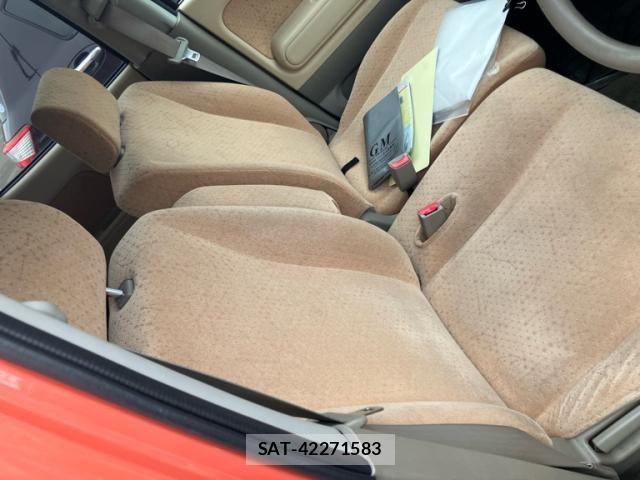 Nissan MOCO 2010-01 8315585-11