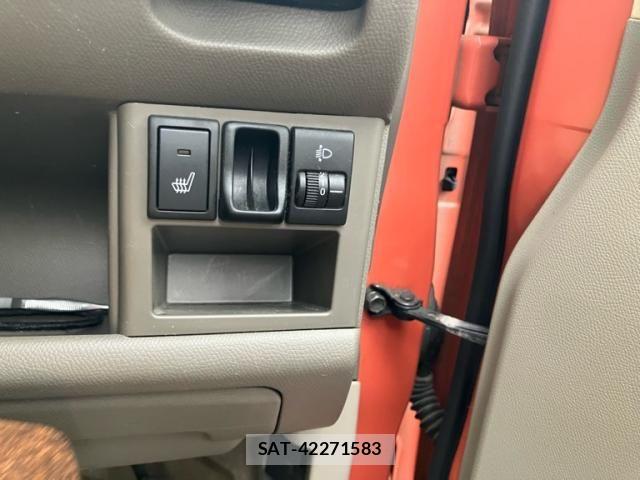 Nissan MOCO 2010-01 8315585-16