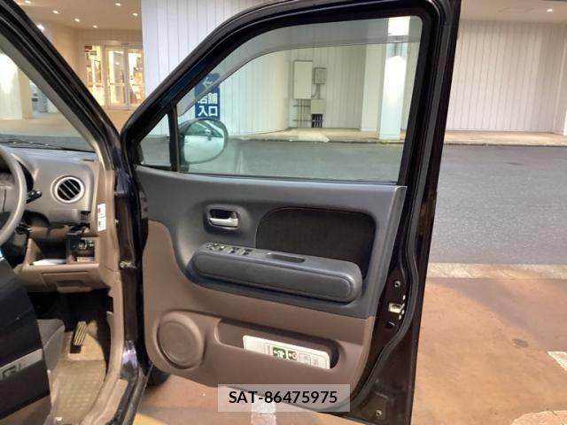 Nissan MOCO 2010-03 8355020-9