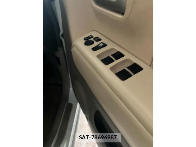 Nissan MOCO 2009-04 8367158-19