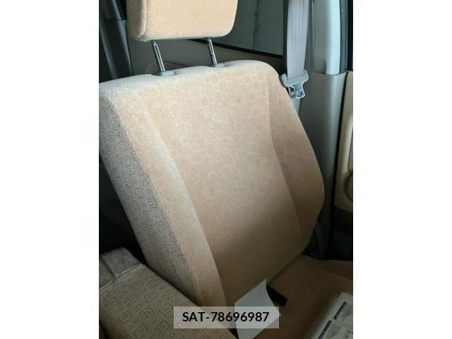 Nissan MOCO 2009-04 8367158-23
