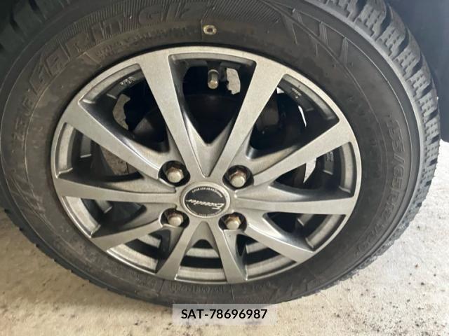 Nissan MOCO 2009-04 8367158-4