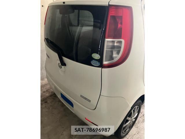 Nissan MOCO 2009-04 8367158-8