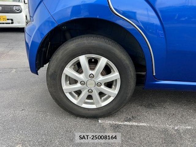 Nissan MOCO 2011-10 8367157-17