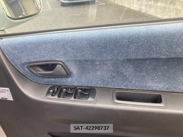 Nissan MOCO 2004-10 8562759-10
