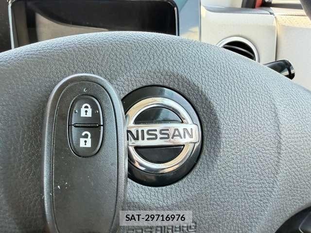 Nissan MOCO 2012-12 8660383-7