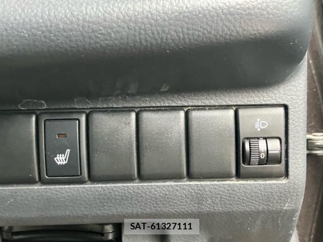 Nissan MOCO 2012-03 8830470-18