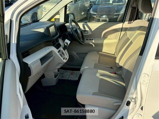 Daihatsu MOVE 2022-04 2350910-2