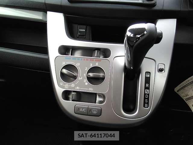 Daihatsu MOVE 2014-12 4597034-19