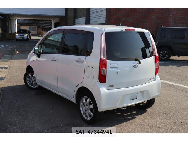 Daihatsu MOVE 2011-04 6013548-9