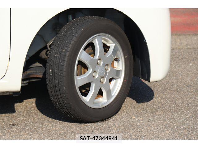 Daihatsu MOVE 2011-04 6013548-5