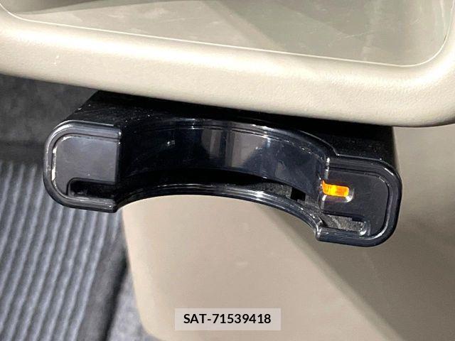 Daihatsu MOVE 2011-08 6217180-2