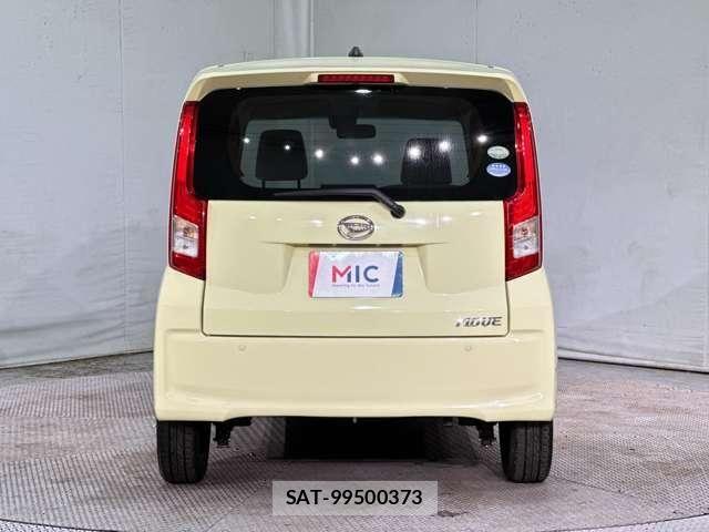 Daihatsu MOVE 2015-05 6716721-5
