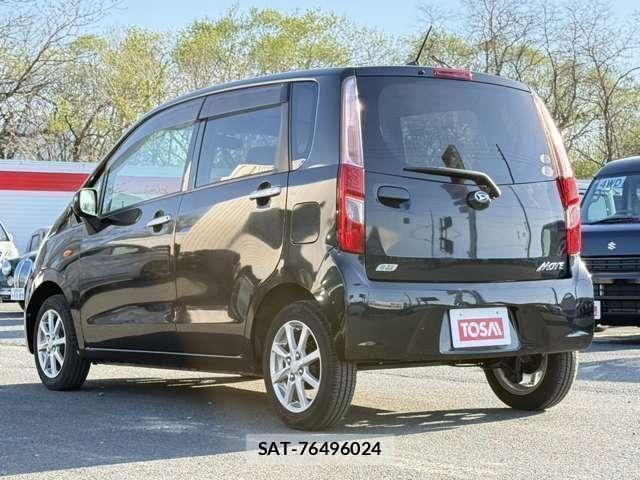Daihatsu MOVE 2011-04 6816016-24