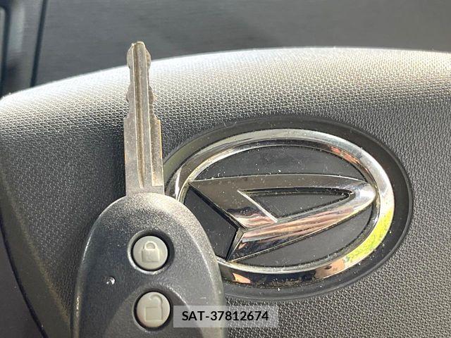 Daihatsu MOVE 2012-08 6909349-6