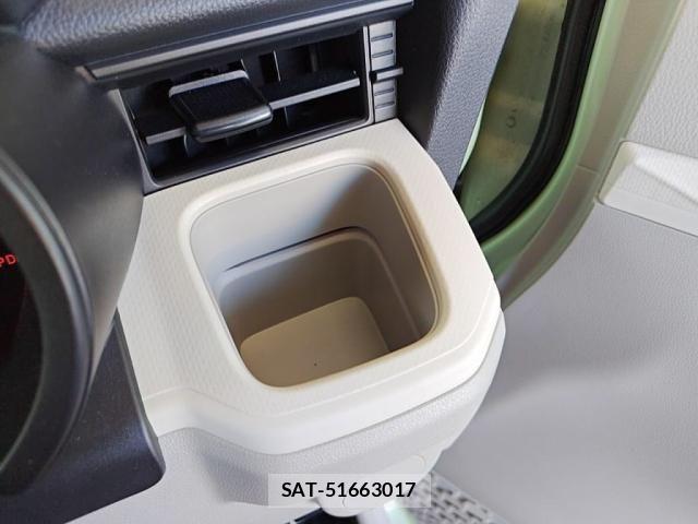 Daihatsu MOVE 2015-04 6909340-18