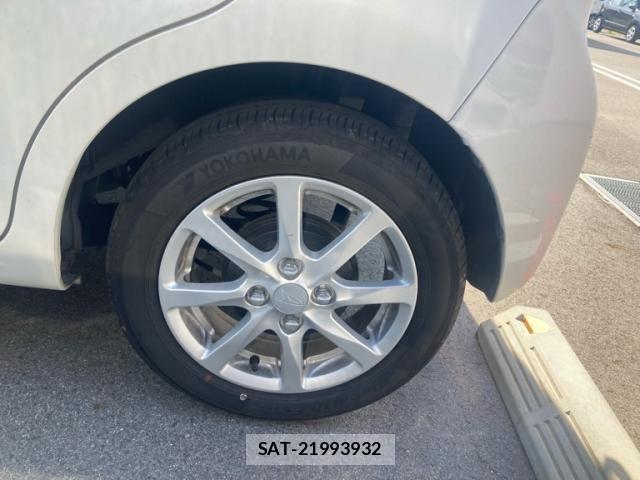 Daihatsu MOVE 2013-08 7020964-3