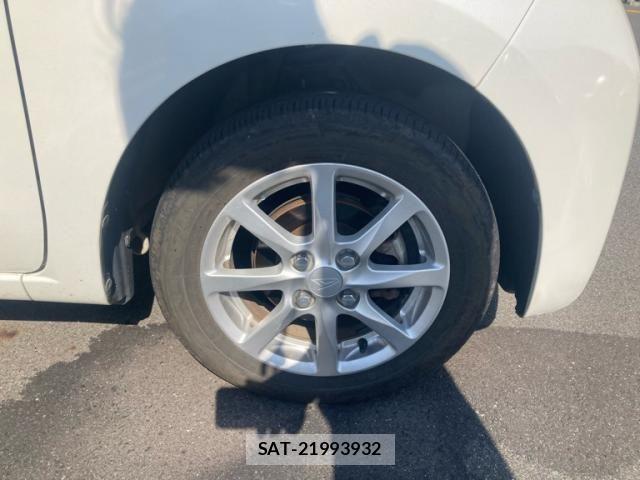 Daihatsu MOVE 2013-08 7020964-5