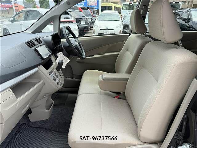 Daihatsu MOVE 2013-11 7059704-24