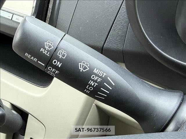 Daihatsu MOVE 2013-11 7059704-29