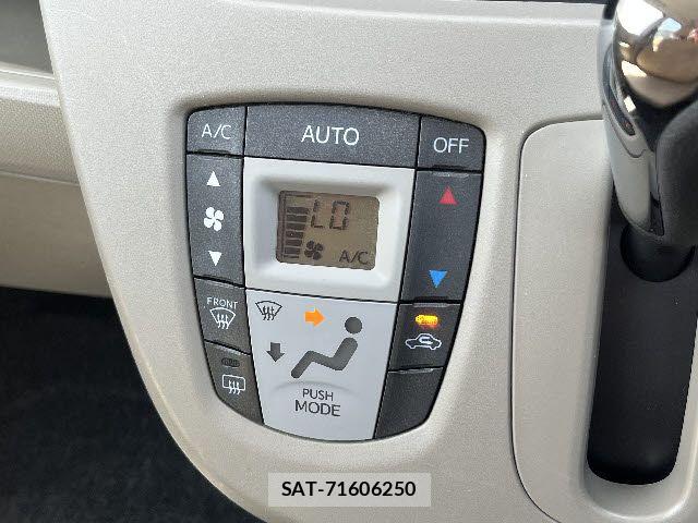 Daihatsu MOVE 2013-01 7222079-14