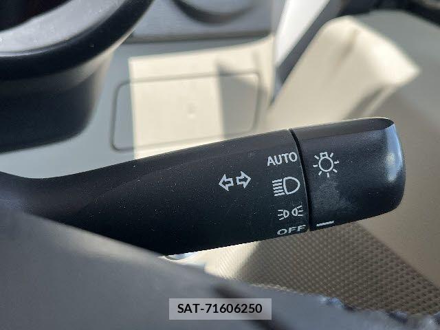 Daihatsu MOVE 2013-01 7222079-22