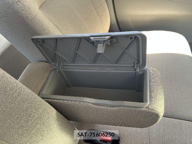 Daihatsu MOVE 2013-01 7222079-23