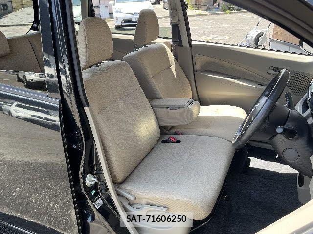 Daihatsu MOVE 2013-01 7222079-3