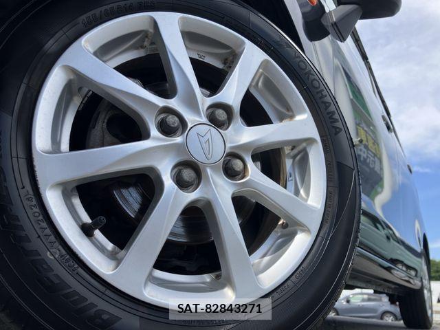 Daihatsu MOVE 2013-01 7222080-28