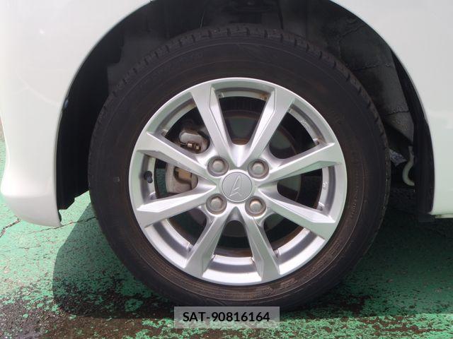 Daihatsu MOVE 2019-04 7222095-6