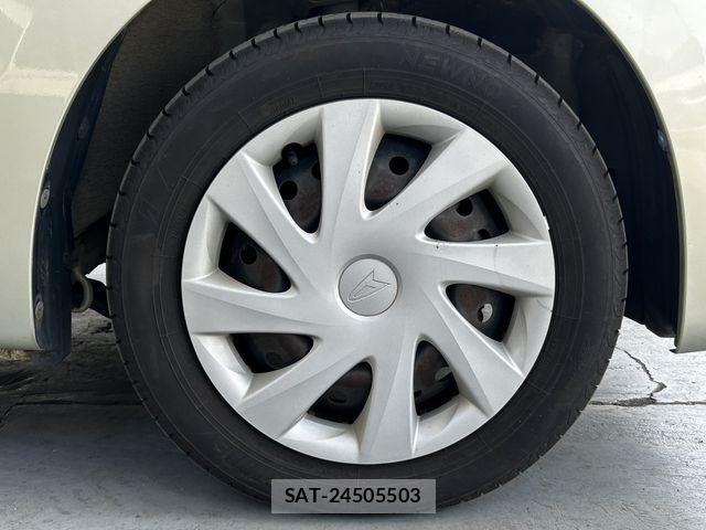 Daihatsu MOVE 2013-06 7222090-24