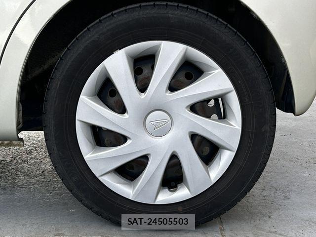 Daihatsu MOVE 2013-06 7222090-26